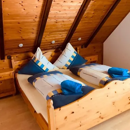 Gasthuis Gastehaus Am Steingarten